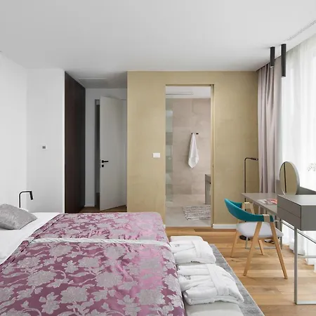 Villa Modern Noble With Outdoor And Indoor Pool Bale